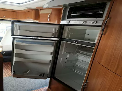 HYMER / ERIBA / HYMERCAR B 694 SL Anno 2009 Km 97100 Diesel - Foto 6