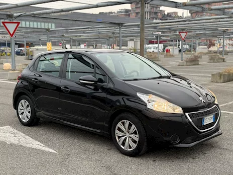 Peugeot 208 1o serie anno 2015