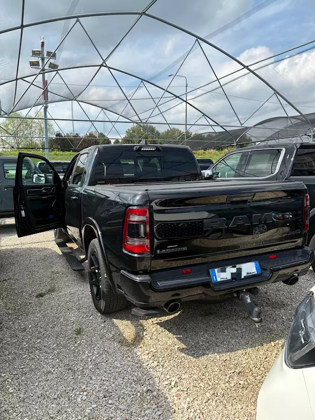 Foto 5Dodge RAM 1500 5.7 GPL V8 Laramie Night N1 Anno 2021 Km 98000, cambio automatico