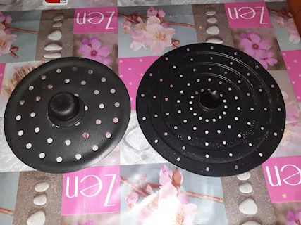 2 Coperchi pentole forati