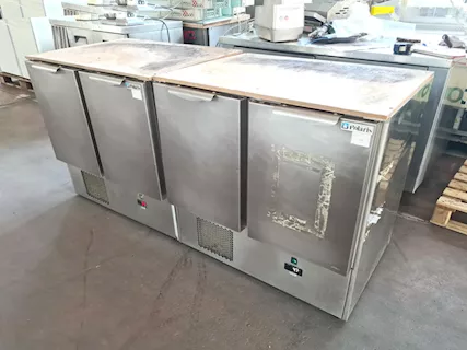 2 tavoli frigo inox per bevande usati