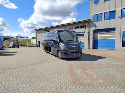 Iveco Daily 70C Linea turistica 35+1+1 posti