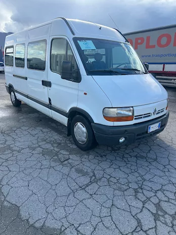 Renault Master 16 posti