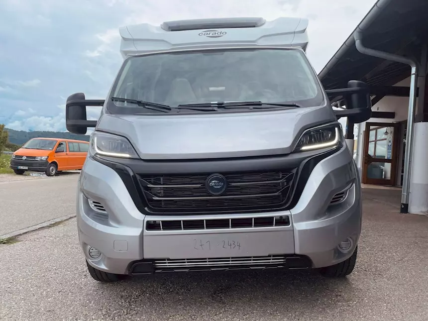 2023 Carado T 447 Pro 5 posti Km 9990 Diesel Manuale, colore telaio - Foto 2