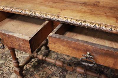 Scrivania in legno lavorato con doppio cassetto - Foto 4