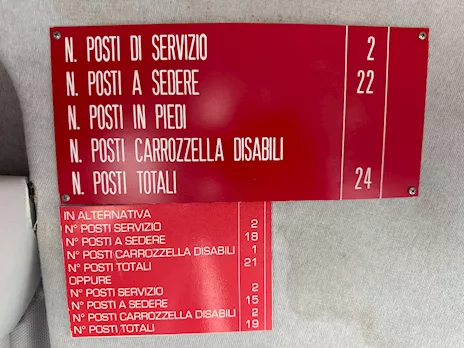 Minibus Daily 24 posti con pedana disabili Iveco Anno 2015 - Anteprima 8