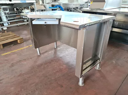 Mobile cassa da self service usato