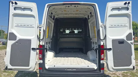 Volkswagen Crafter 4X4 - Furgone 6 Posti, passo medio, tetto alto - Anteprima 3
