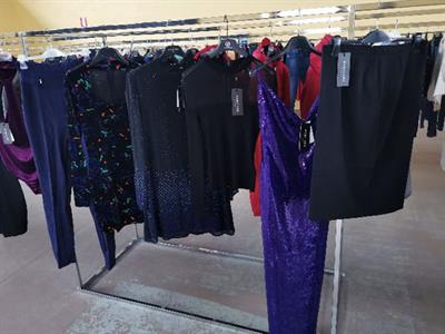 Stock abbigliamento firmato GUESS by MARCIANO - Foto 4