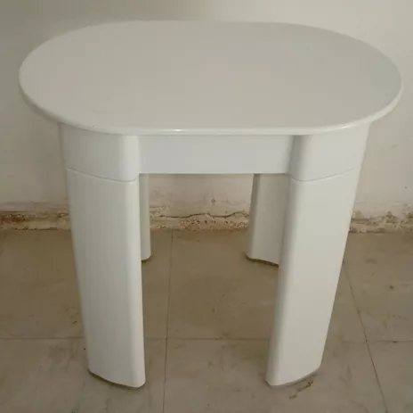 Sgabello o tavolino Gedy