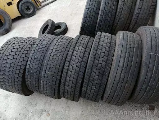 Pneumatici 215/75 R 17,5