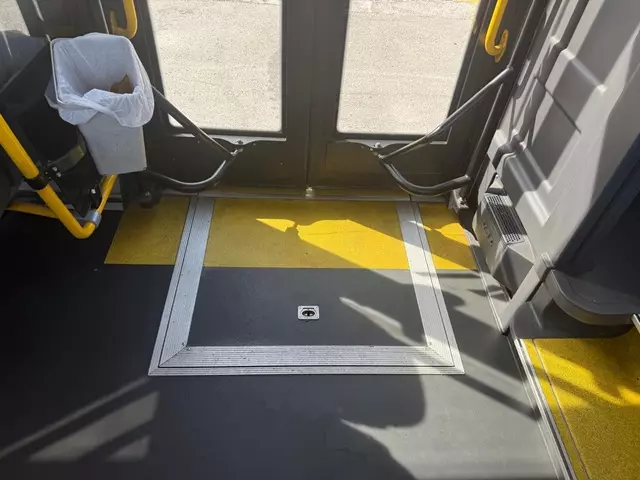 Foto 5VDL Bova Citea LLE, cambio automatico