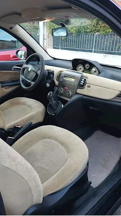 Lancia Ypsilon 1.2 8v Anno 2003 Berlina Manuale, in ottime condizioni - Foto 3