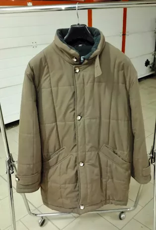 Taglia 50, giaccone lungo, Brugi, colore marrone chiaro