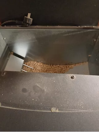 Stufa a pellet, marca Sideros, modello Elly, in buone condizioni - Foto 4