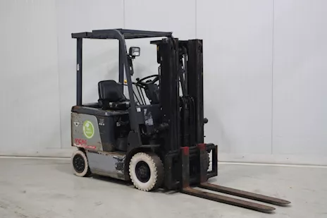 Carrello elettrico TCM FB15-7