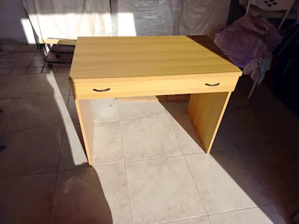 Scrivania 90 x 53 x 73, ottimo stato - Anteprima 1