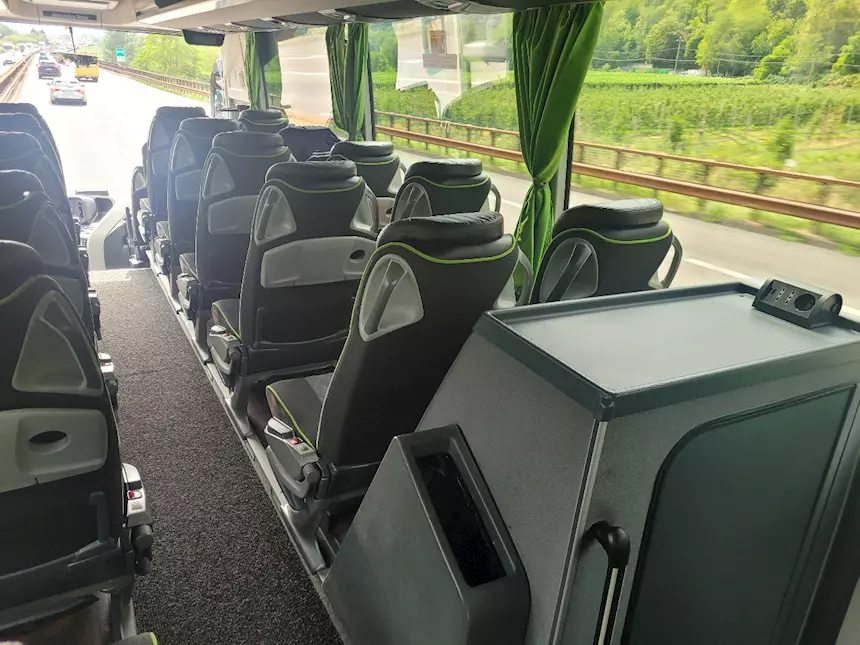 Foto 4New Tourismo Euro 6 Marca Mercedes Anno 2019 Km 480000, cambio automatico