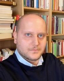 Dottore di ricerca e assegnista per 4 anni in Filosofia, off