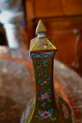 Vaso in porcellana policroma di Desdra del XX sec, ottimo stato - Foto 6