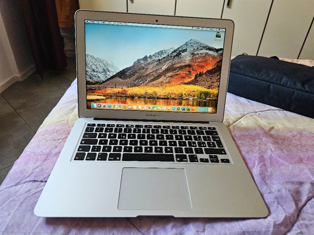MacBook Air (Mod. A1466)