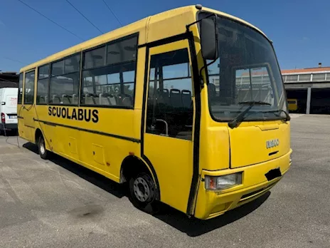 Iveco 100 E18 Cacciamali, unico proprietario - Anteprima 2