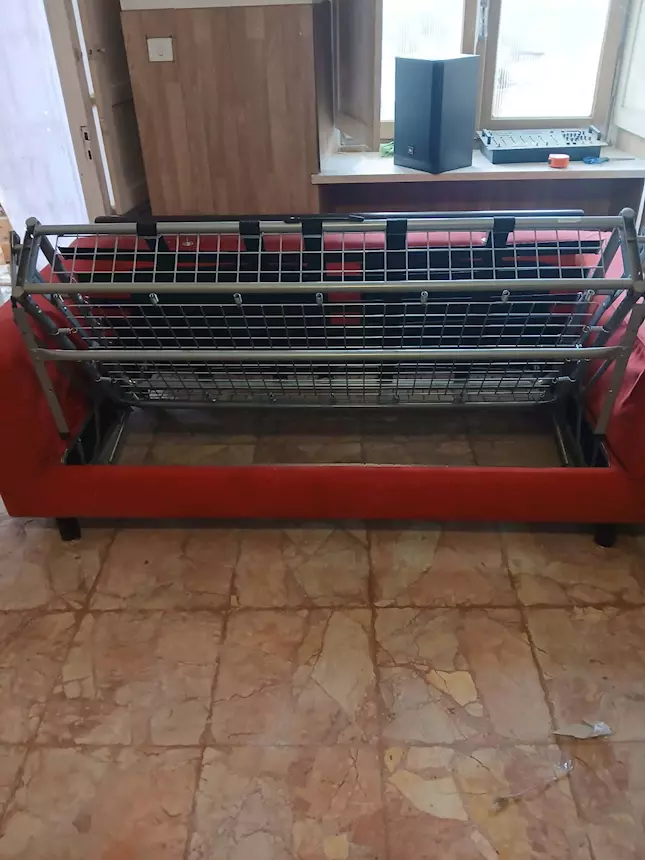 Foto 4Divano letto, colore rosso