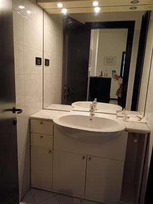 Bagno mobile completo di lavabo