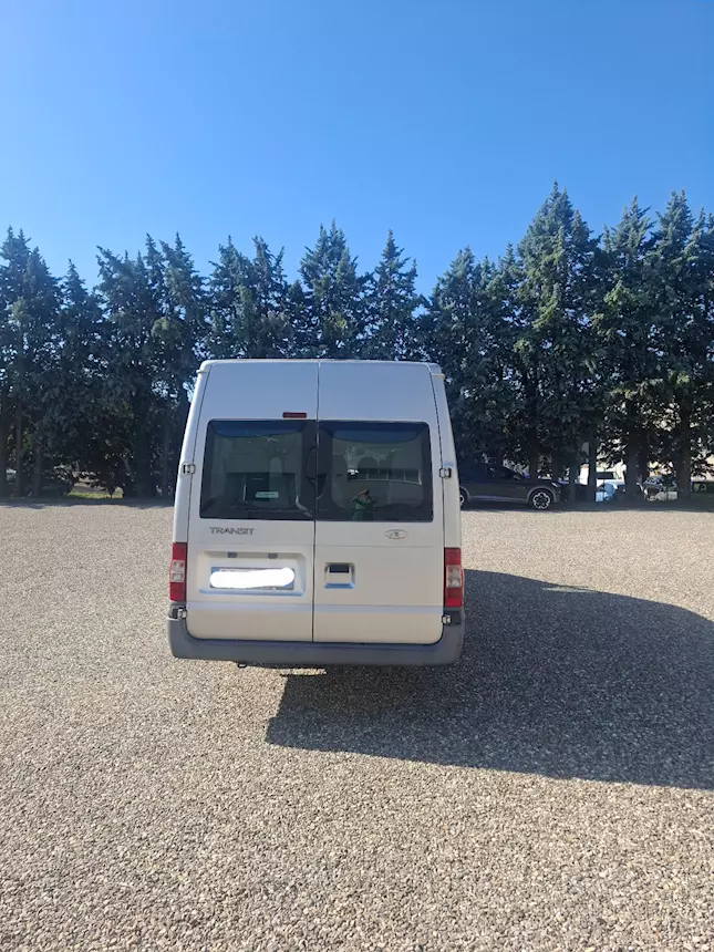 Foto 4Vendo Ford Transit 16+1 posti Anno 2008 Km 453000 Euro 4, prezzo leggermente trattabile