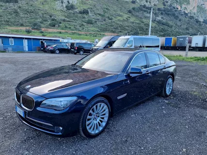 BMW 730