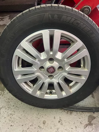 Vendo 4 cerchi da15 originali, in ottime condizioni - Foto 2