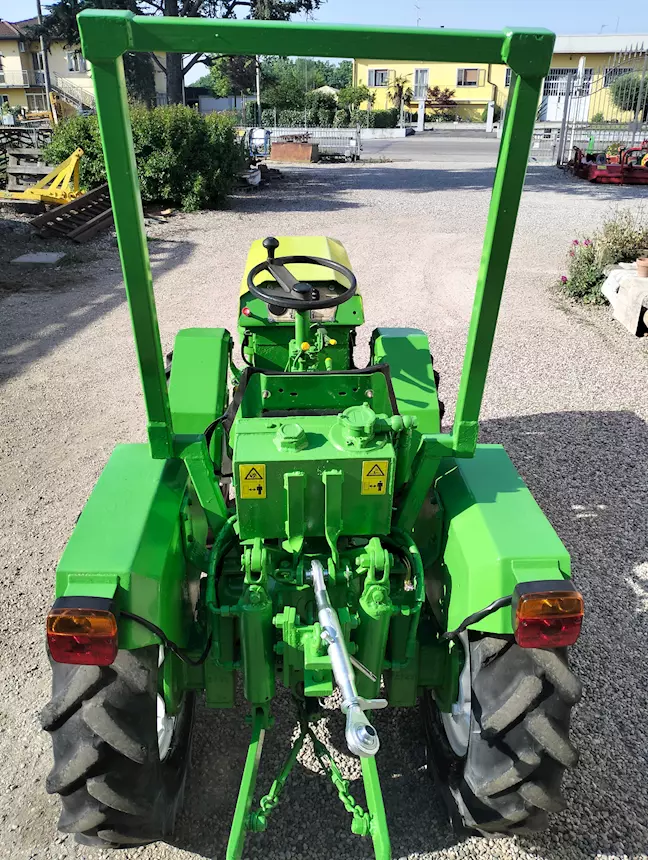 Foto 8Trattorino Grillo 18 CV diesel