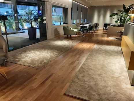 Fornitura posa parquet prefinito rovere tinto noce