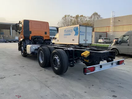 Iveco Stralis 420 E6 3 assi telaio passo 3.800 mm Anno 2017, colore ARANCIO - Foto 4