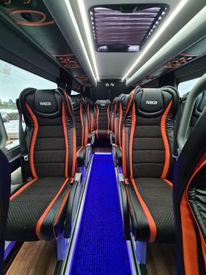 Iveco 50c18 turistico 21 post NUOVO DA PERSONALIZZARE Euro 6, cambio automatico - Foto 3