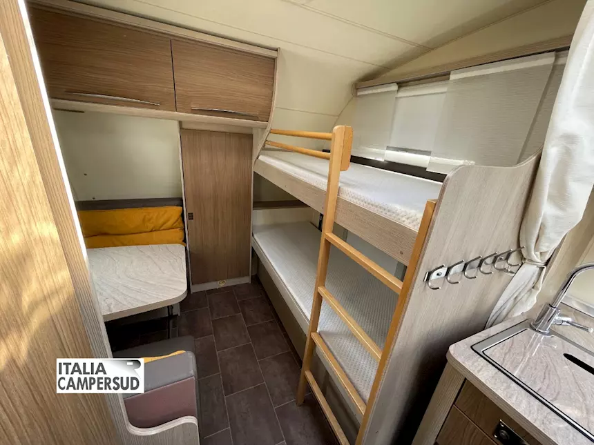 Caravan Burstner Averso Plus 510 TK Con 7 Posti Del 2014 Km 1, anno 06 - Foto 9