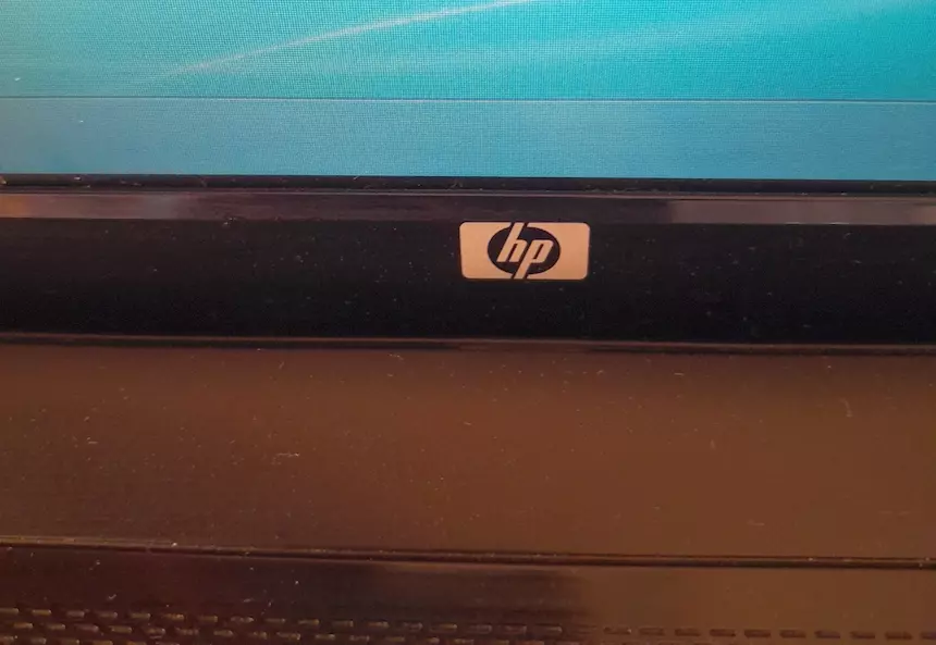 Foto 10Portatile Laptop Notebook Marca HP Compaq 6735s completo di tutto