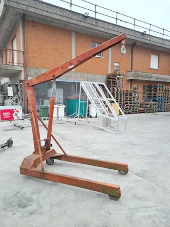 Gru idraulica a carrello da officina usata