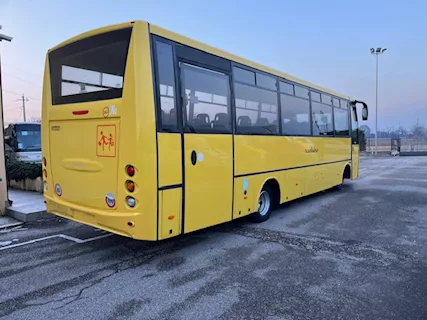 Iveco Sitcar Eurocargo 100 Km 0 - Foto 4