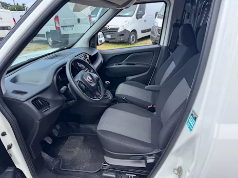 Fiat Modello Doblò 1.3MJT 95 CV E6D-T 2021 no IVA Km 125000 Euro 6 - Anteprima 7