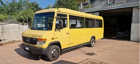 Scuolabus vario 813 35 posti