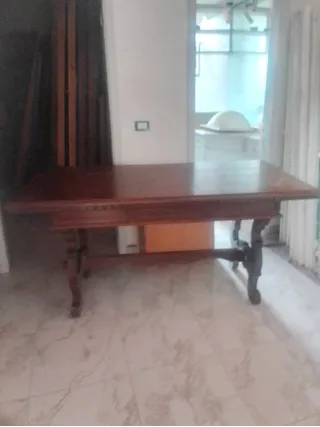 Tavolo fratino