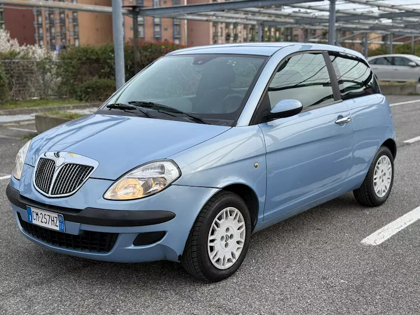 Lancia Modello Ypsilon anno 2004 Km 175000 Berlina Benzina - Foto 9