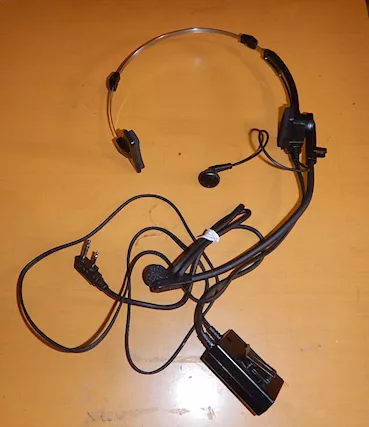 HMC-2 Kenwood Cuffia micr. con Vox e PTT, come nuovo, mai usato - Foto 2