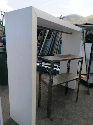 Corner Bianco con Stender 3133