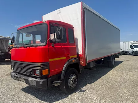 Iveco 145.17 con cassone centinato 8,00 mt