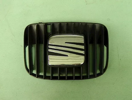 Griglia anteriore SEAT Leon 99-05 Toledo II 99-04