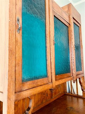 Credenza in stile povero