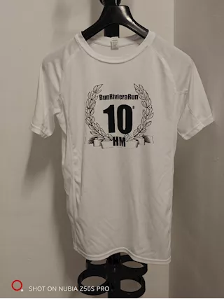 T-shirt sportiva running, nuova mai usata, taglia L