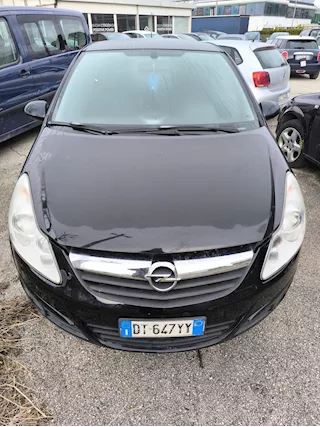 Opel Modello Corsa Anno 2009 Km 170000 Coupé - Anteprima 1